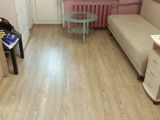 Укладка ЛАМИНАТА в комнате !!! Мебель не выносится !!!